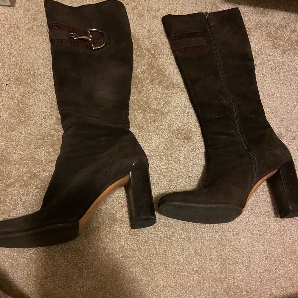 Vintage Gucci brown suede boots